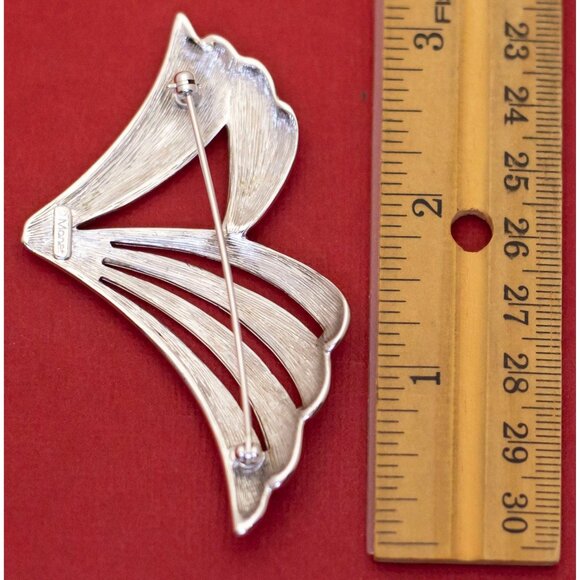 Vintage Abstract V-shaped Avant Garde Brooch by Monet - F31 - Picture 2 of 2